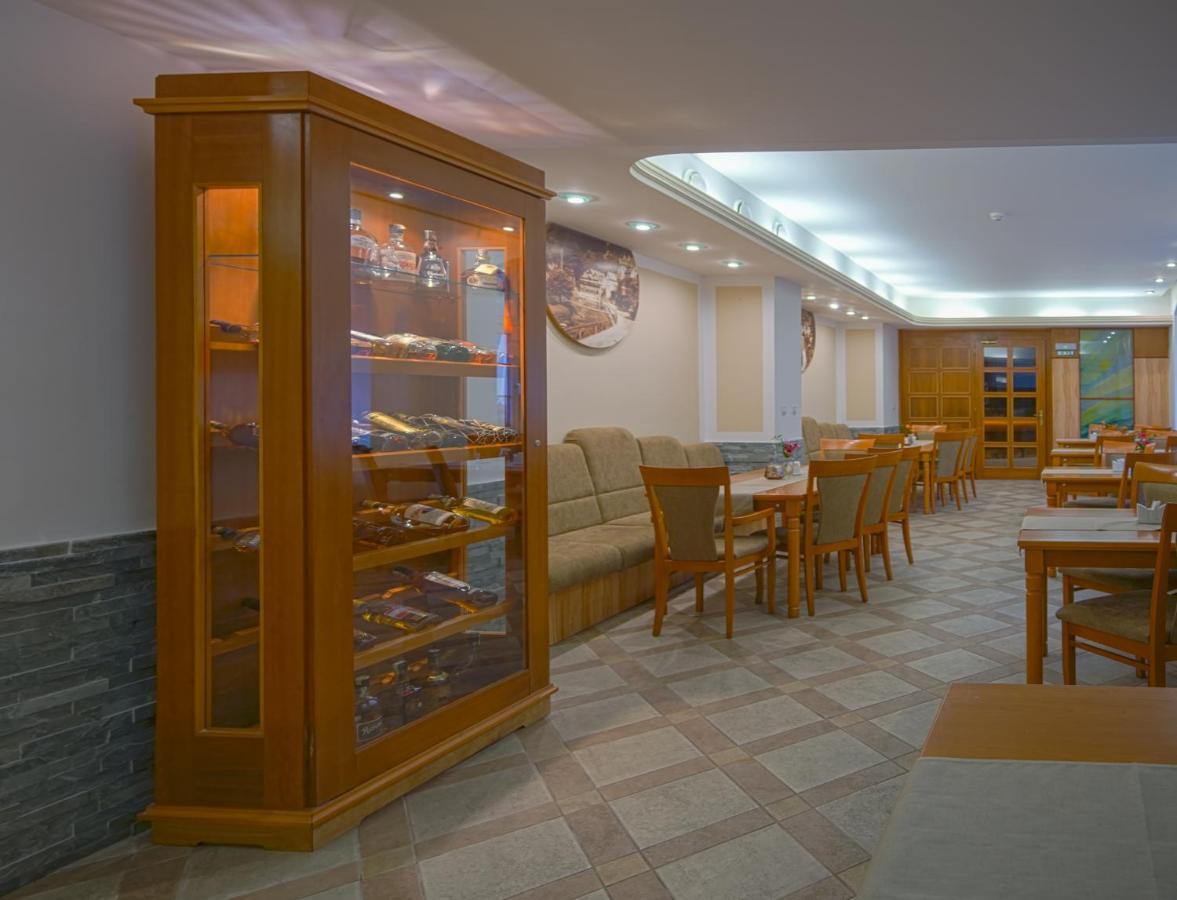 Hotel Praha Hřensko Екстериор снимка